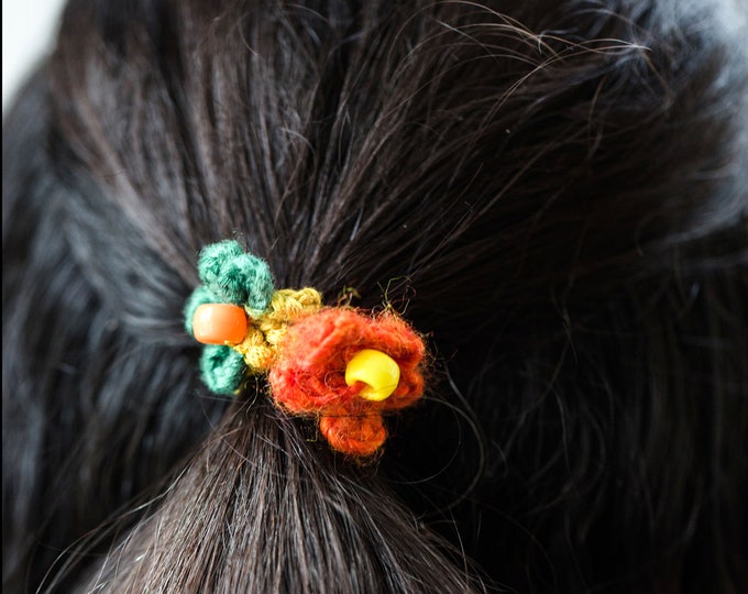 cute hair elastic with crocheted flowers