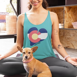 Colorado Love - Women&#39;s Tri-Blend Racerback Tank -  Yoga Active Hippie Vintage Heart 60s 80s 90s Retro - White Gray Pink Teal Blue