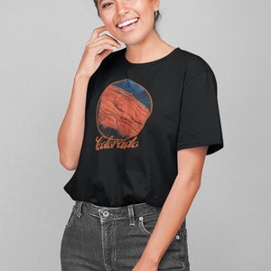 Morrison Colorado Red Rocks - Unisex Heavy Cotton Tee  - Black Vintage Retro Music Hiking 80s - Denver Birthday, Christmas Gift