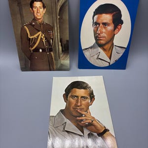 vintage Lot de trois cartes postales SAR le prince Charles (tel qu'il était alors) maintenant le roi Charles