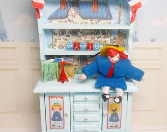 Old House in Paris Madeline Doll House for 8