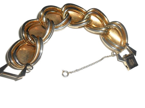Kafin NY Large,Bold and Chunky Gold Tone Bracelet… - image 3