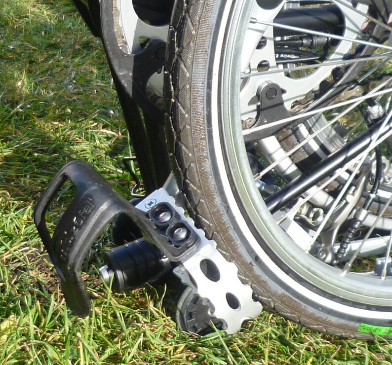 brompton toe clips