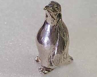 Handmade Sterling Silver Emperor Penguin Sculpture: Fine Detail