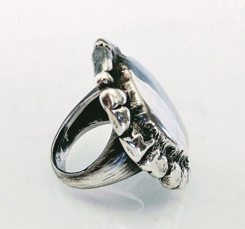 cedar wood creche/nativity stable/shed/barn/manger scene