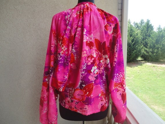 Hawaiian Print Blouse - image 4