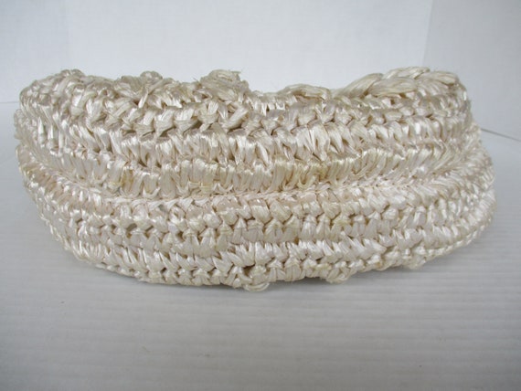 TRIANGLE BAG 26 IN BEIGE WOVEN RAFFIA GOLD CHAIN main image 0