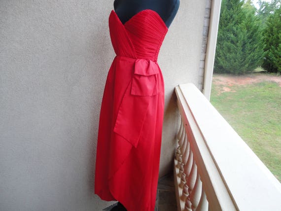 Red Strapless Evening Dress - image 1