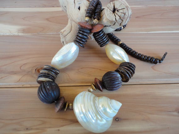 Seashell Necklace - image 4