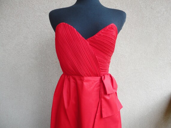 Red Strapless Evening Dress - image 2