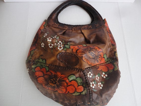 Vintage, hand made, painted, - Gem Vintage, hand made, painted, - Gem