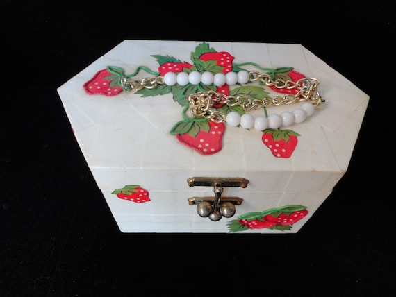 Vintage Wooden Strawberry Purse - image 1