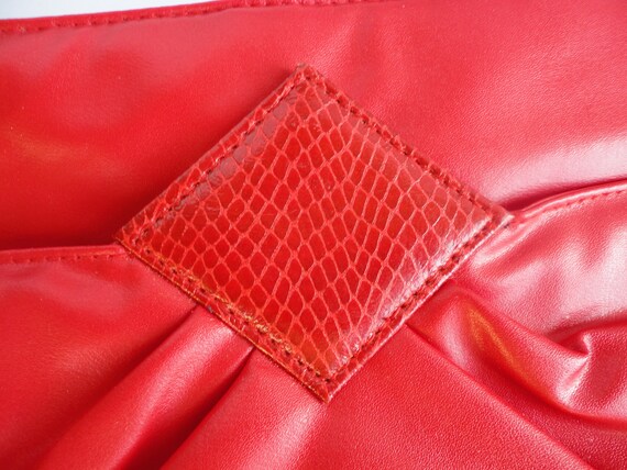 Red Vinyl Purse With Faux Snakeskin Accent - image 6