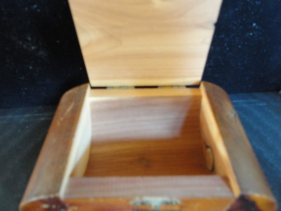 Mohawk Trail Souvenir Box - image 2