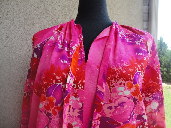 Hawaiian Print Blouse - image 1