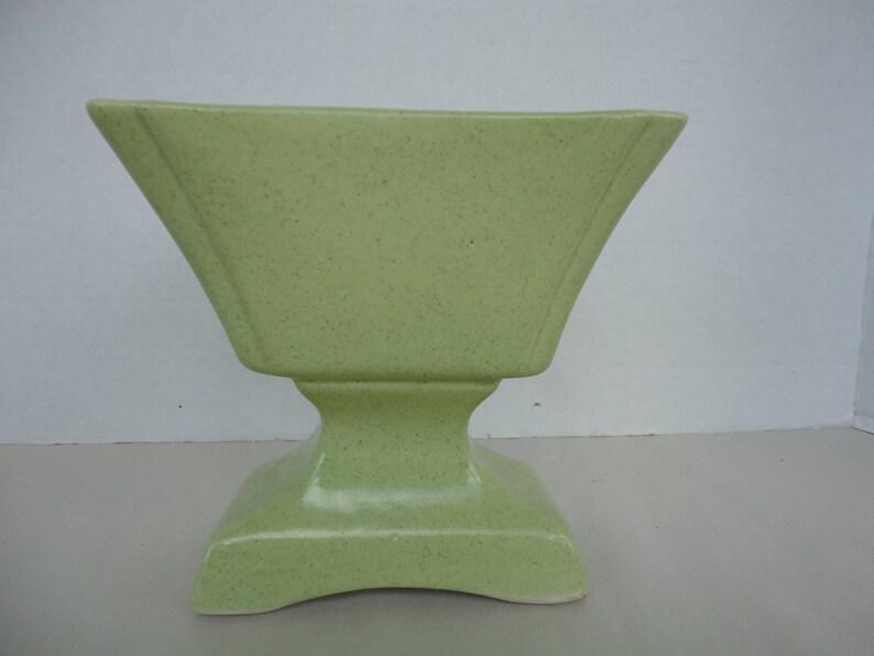 Gilmer Potteries Planter