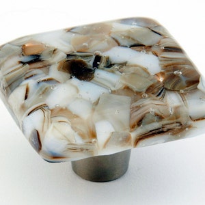 White & Caramel Glass