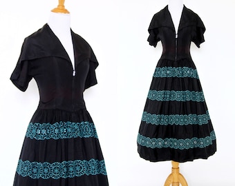 Vintage 1950s Dress | 40s 50s Party Dress with Embroidered Lace | Turquoise and Black | Medium M