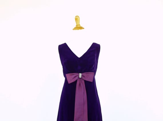 Vintage 1960s Dress | 60s Purple Velvet Party Dre… - image 2