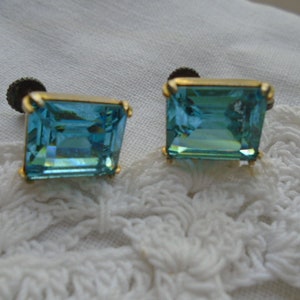 Earrings Blue Glass Prong Set Screw Back VTG