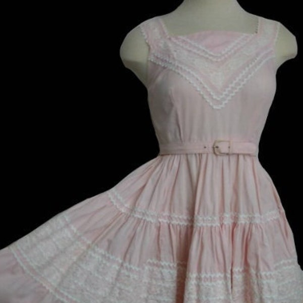 Vintage 1950s Pink Dress Full Skirt Cotton Dress Midcentury Rockabilly Pinup Girl Clothing
