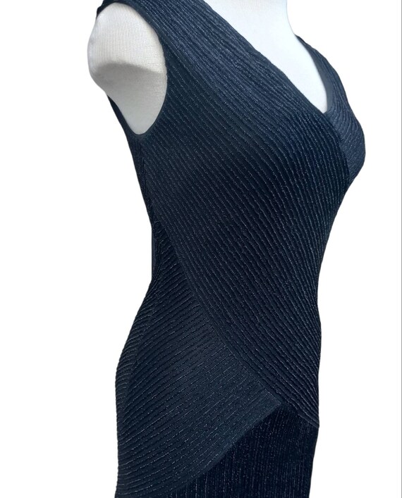 Vintage 1990s Black Stretch V-neck Formal Dress b… - image 7