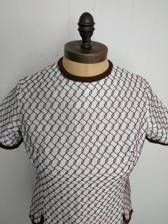 Vintage Plus Size Mod 1960s Brown and White Print… - image 3