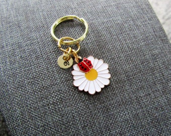 DAISY & LADYBUG KEYCHAIN personalized with initial charm - gold, white, yellow flower daisy and red black ladybug - purse charm, zipper pull
