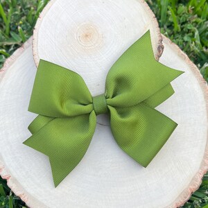 Olive Green Hair Bow, Olive Green Bow Clip, Olive Green Hair Clips, Bows for Girls, Girls Hair Bow, Girls Bow, Toddler Hair Bow, Baby Bows