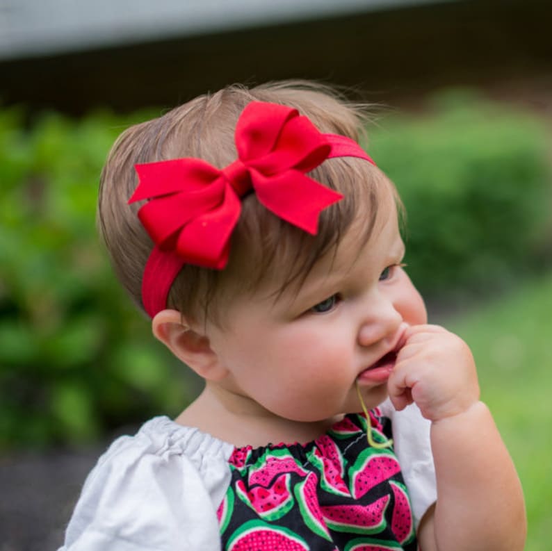 red bow for baby girl