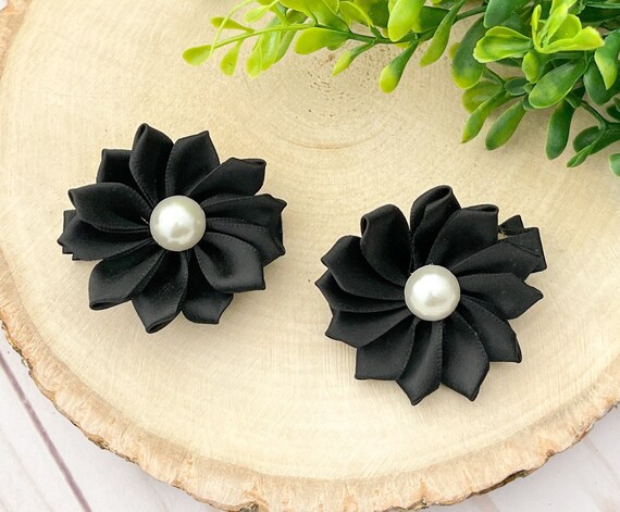 Black flower hair clips weddings online