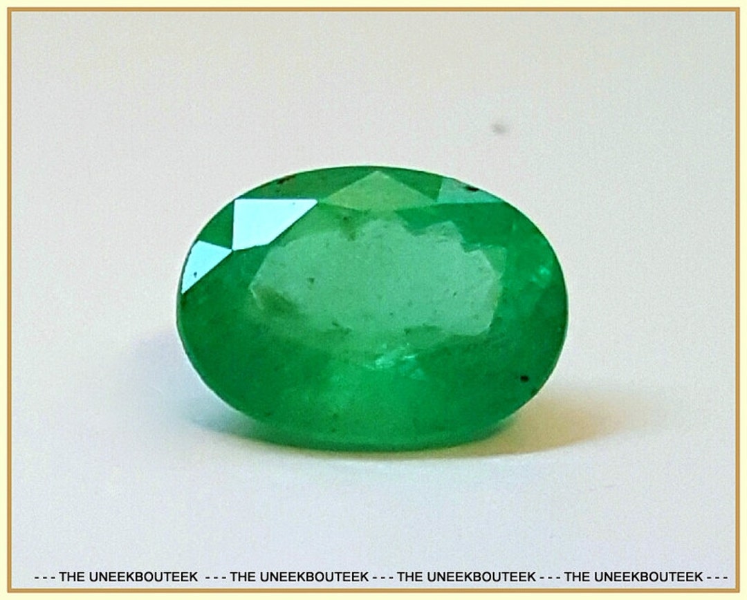 Natural Colombian Emerald Gemstone 2.25ct oval medium Green - Etsy