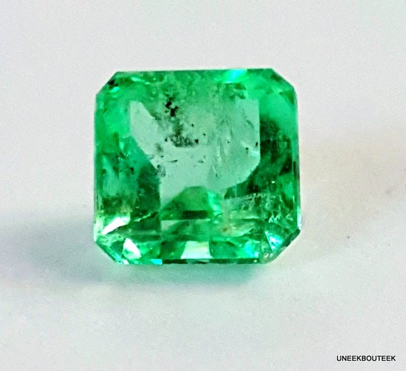 Emerald gemstone for on sale sale