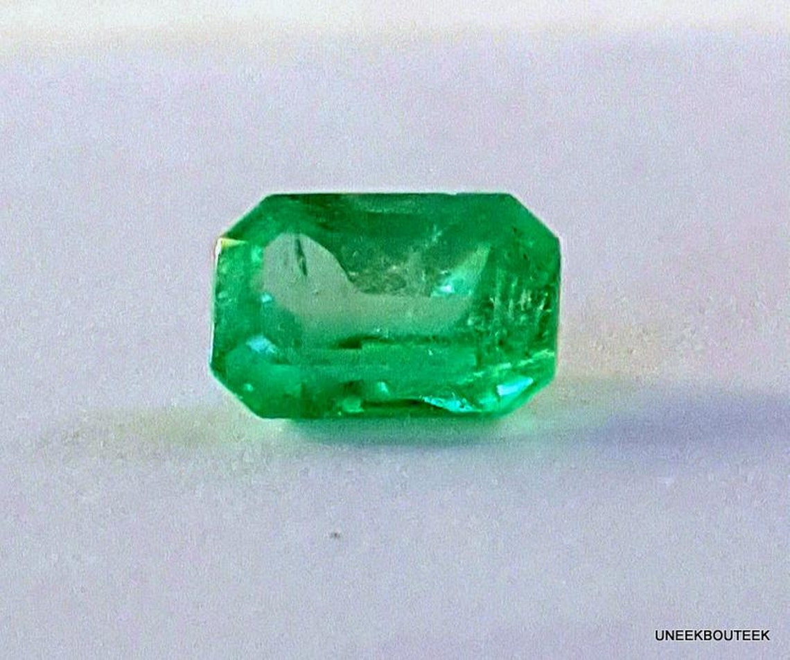 Natural Colombian Emerald Gemstone Rectangle 1.80cts medium | Etsy