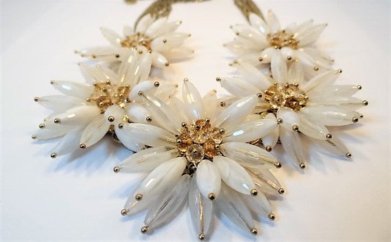 Tara White Flower Necklace - image 1