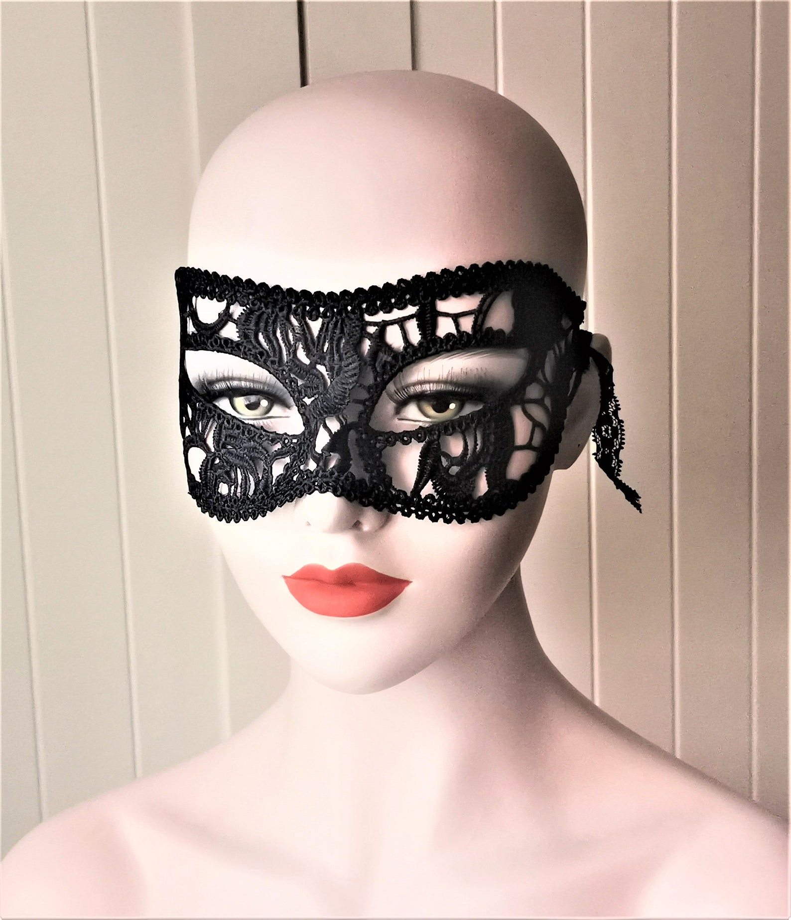 Vintage black lace Mask denty lace mask victorian halloween | Etsy