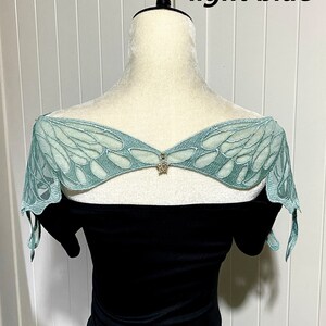 butterfly wings lace capelet cape / shoulder wrap shawl bolero / art deco statement body jewelry / Vintage boho gothic green blue coffee