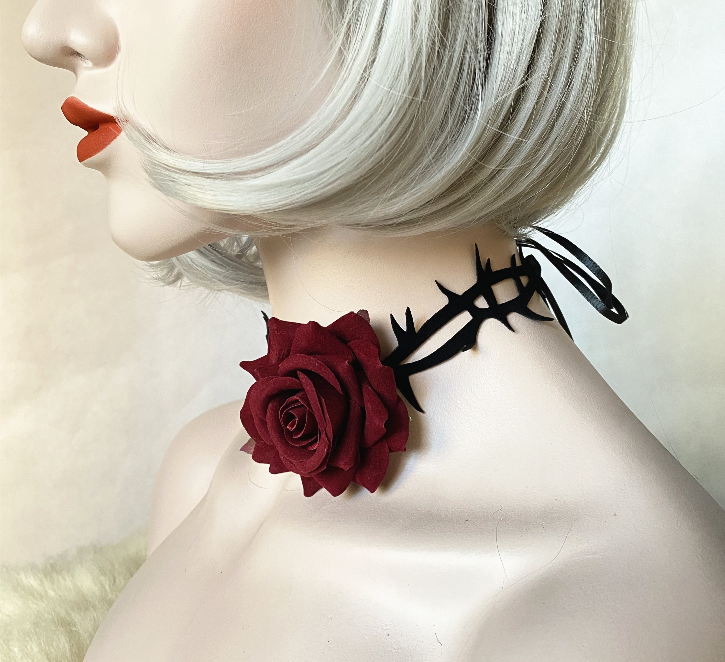 Gothic Victorian Black Velvet Ribbon Black/Red Rose Flower Choker