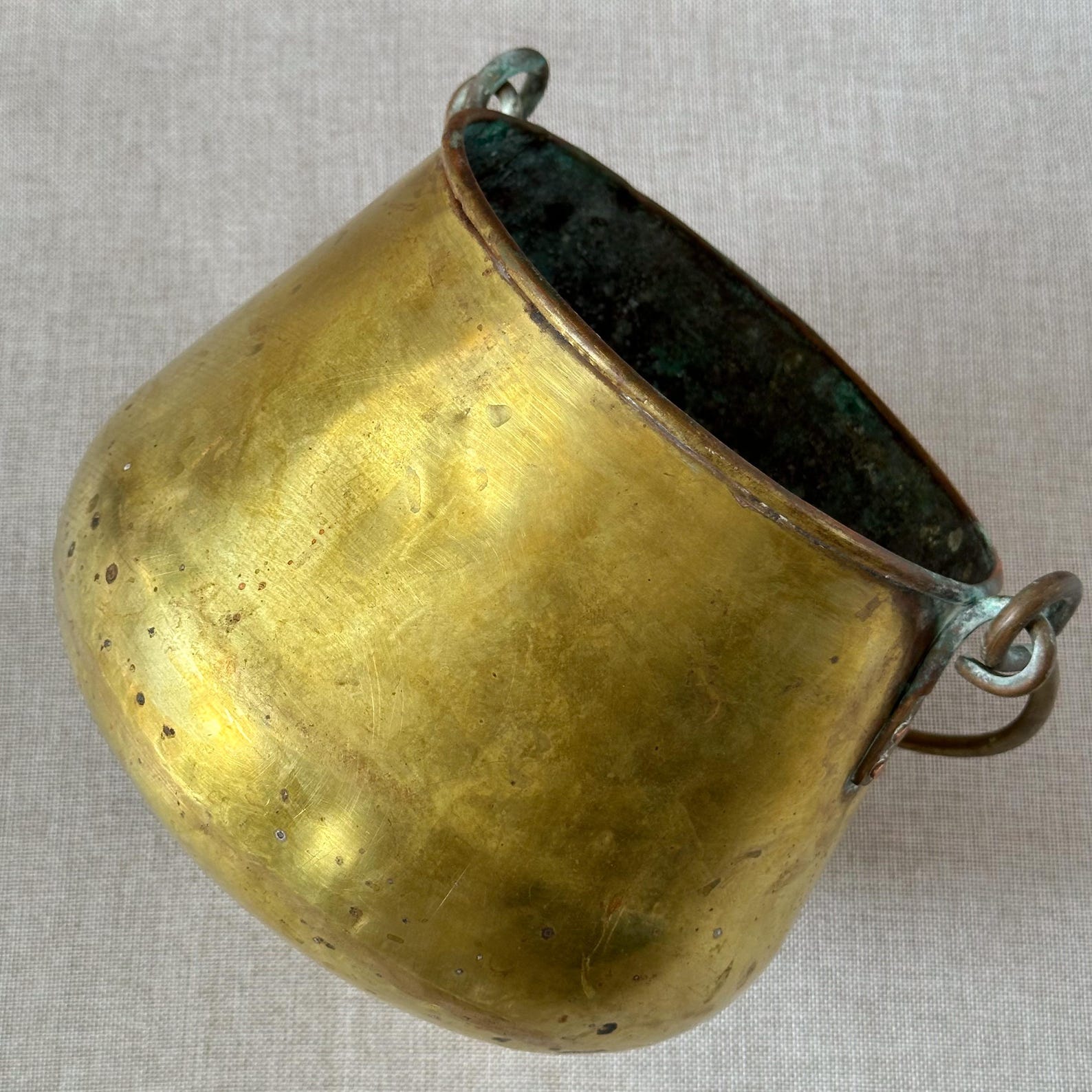 Antique Brass Cauldron With Handle, Collectible Aged Brass Bucket