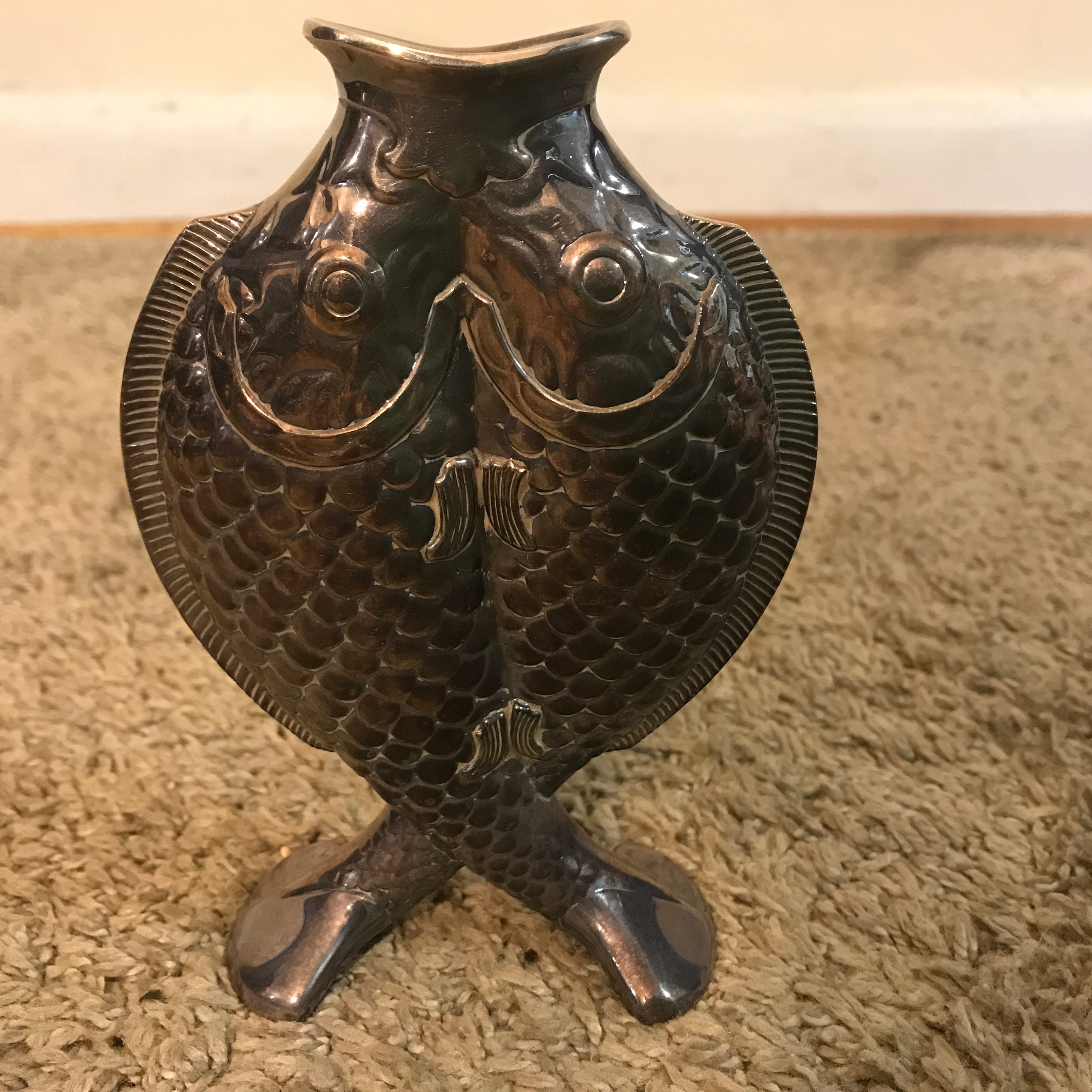 クリストフル　花瓶　two fish vase　魚　銀製品 クリストフル 花瓶 two fish vase 魚 - メルカリ