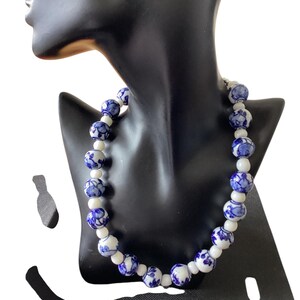 Vintage hand painted Chinese ceramic blue and white beads