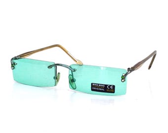 Y2K Sunglasses – Rimless Green Tinted Rectangular Shades – Retro 2000s Style
