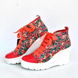 platform sneakers womens vintage summer chunky sneakers canvas shoes womens vintage hi tops goth rock shoes red floral size eu 37 uk 4 US 6