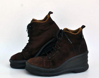 Brown Suede Platform Ankle Boots – Wedge Sole Lace-Up Boots – Vintage Style Chunky Footwear size eu 38 uk 5 us 7
