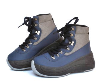 Vintage Chunky Hiking Boots • Platform Sole Trail Boots  display picture 3