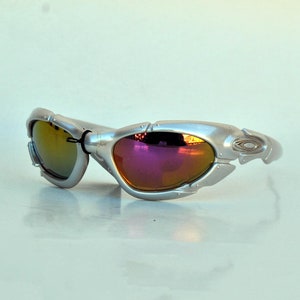 silver matrix rave sunglasses sun glasses vintage eye wear 90s round alien y2k club unisex futuristic rainbow mirror lens sport festival