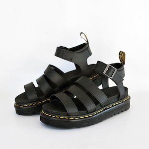 dr martens strappy leather sandals goth rock punk shoes leather size 39 uk 6 us 8 Comfortable grunge leather shoes vintage original summer