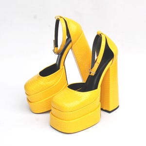 gelbe Plateau-Heels | Chunky High Heel-Plateau | Statement Schuhe | 70er Jahre Inspiriert Heels | Bunte Party Schuhe mit Gr.37