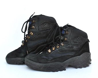 Vintage 90s Black Hiking Boots | Chunky Trail Sneakers with Lug Sole | Grunge Techwear Boots size eu 42 uk 9 us 11