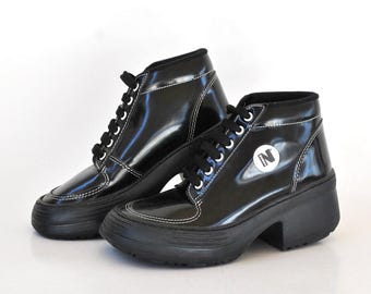 Vintage Black Patent Platform Ankle Boots – Chunky 90s Y2K Lace Up Boots, Glossy Alternative Street Style Shoes size eu 38 uk 5 us 7